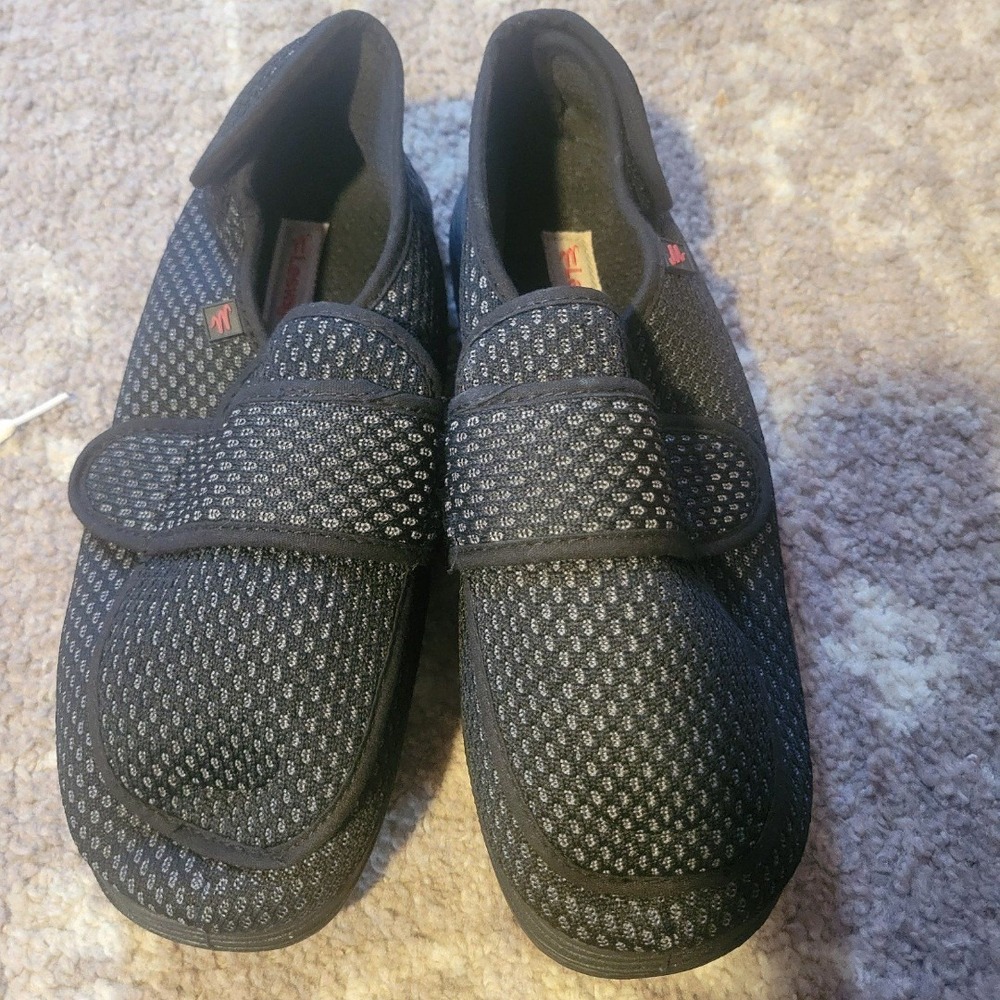 New Diabetic‎ slipper shoes size 10